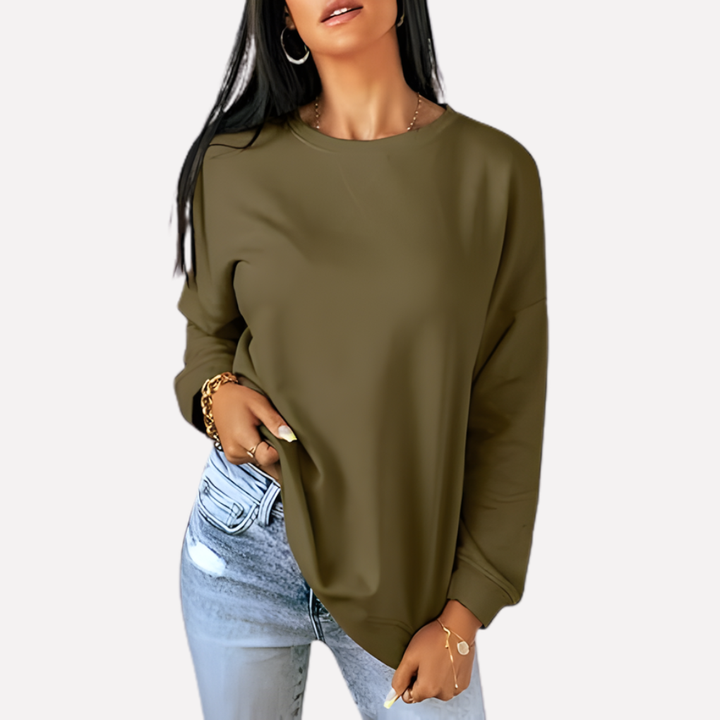 Versatile women's everyday crew neck sweatshirt, relaxed fit for ultimate comfort.