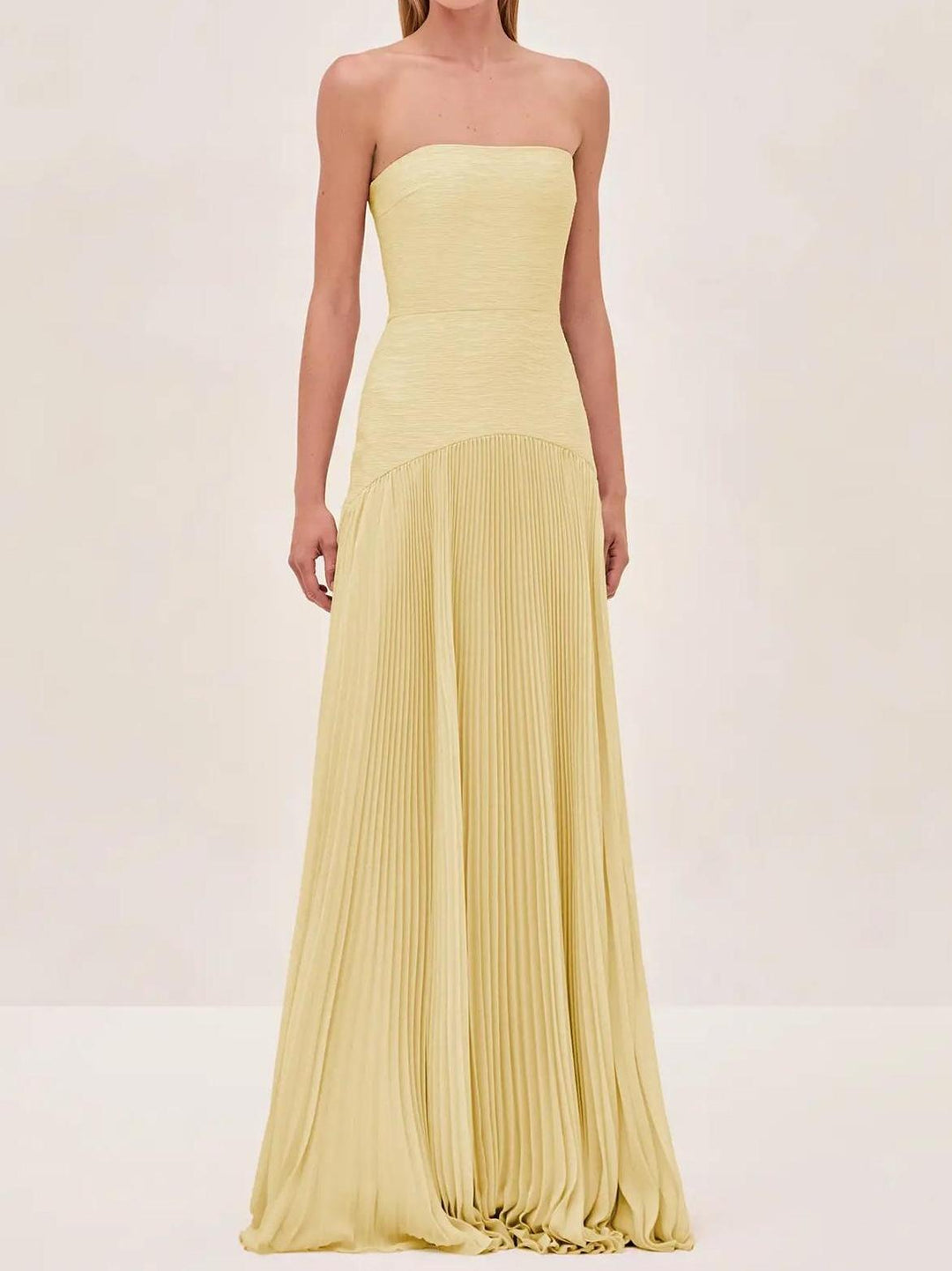 Women's light green strapless pleated maxi sundress, an elegant and comfortable summer dress.