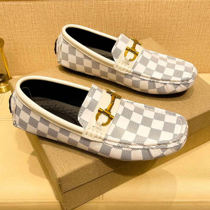 Brown men's casual slip-on loafers. Comfortable and stylish footwear for everyday wear, versatile look.