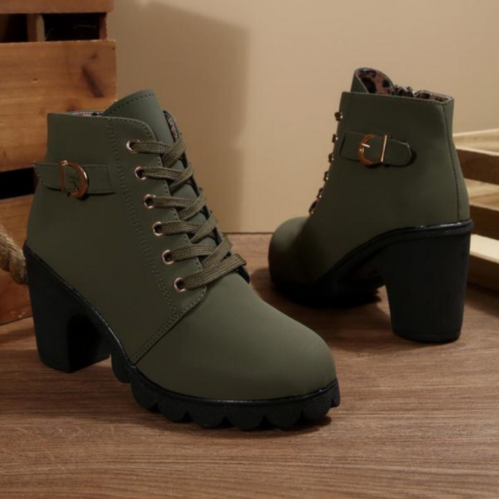 Chic women's lace-up chunky ankle boots with a sturdy heel, a must-have for modern fashion.