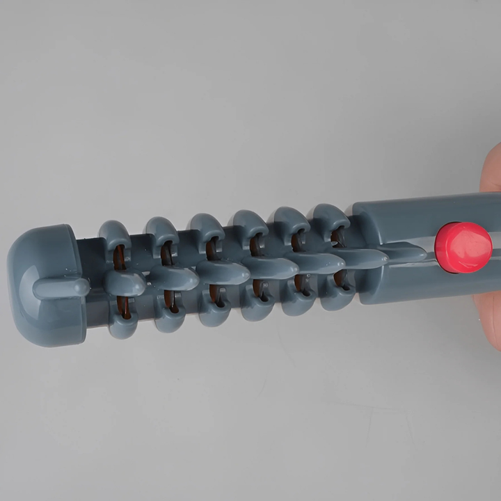 Effective home pet grooming trimmer. Silent cordless design ensures precise, quiet hair trimming for pets.