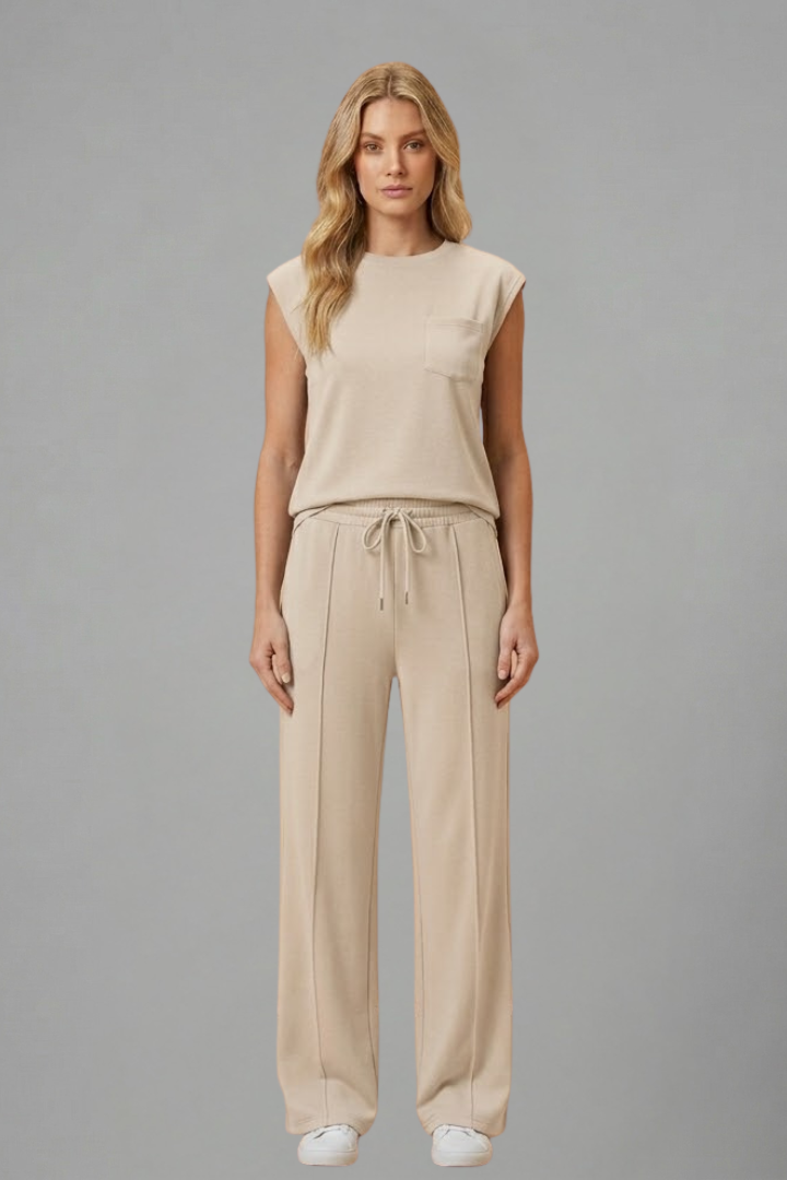 Everyday women's loungewear set with a short sleeve top and comfy elastic waist shorts for home.