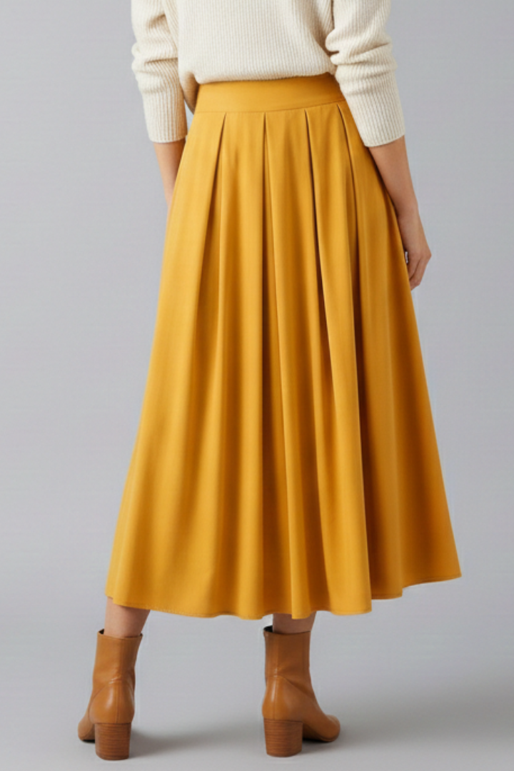Trendy women's fashion: high waist pleated maxi skirt with deep pockets, offering both style and utility.