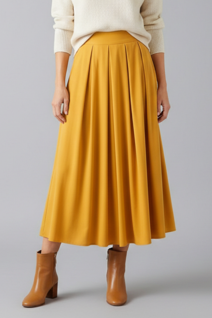 Versatile high-waisted women's long pleated skirt with pockets, ideal for casual or formal wear.