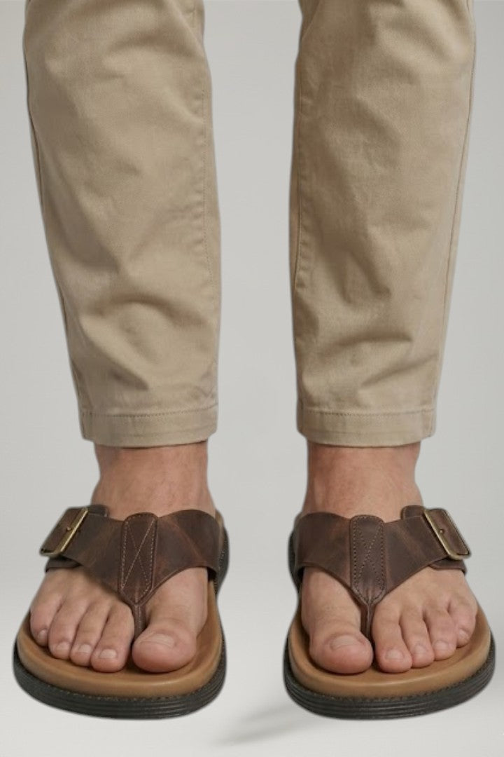 Lightweight open-strap women's sandals, ideal for summer. Features a soft, cushioned footbed for comfort.