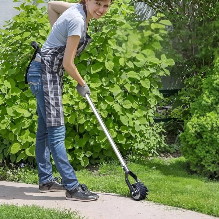 Adjustable manual lawn edger with ergonomic handle for crisp garden borders & easy yard maintenance.