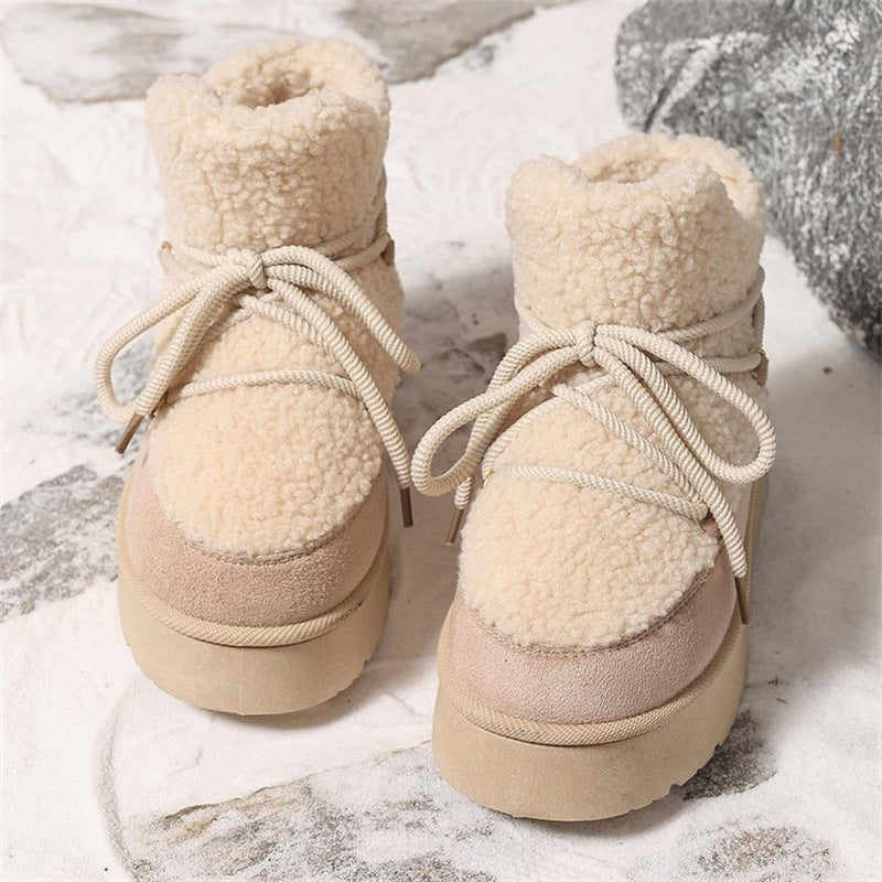 Aurelia women's cozy comfort winter boots with faux fur lining, suitable for everyday wear. Non-slip sole.