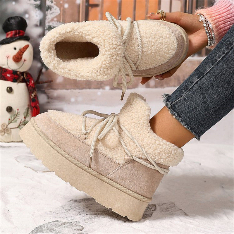 Women's Aurelia boots: comfortable, casual, lace-up winter footwear with a plush interior for warmth.