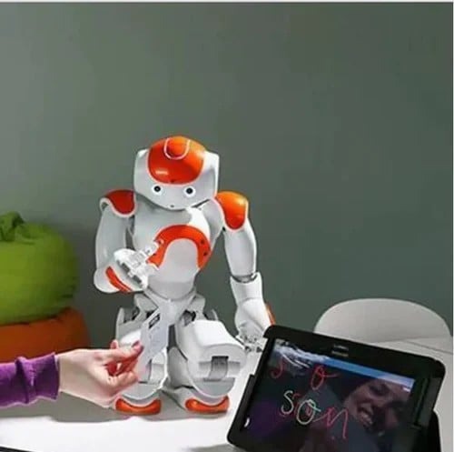 Kids' interactive smart robot responding to hand gestures, promoting STEM learning and fun.
