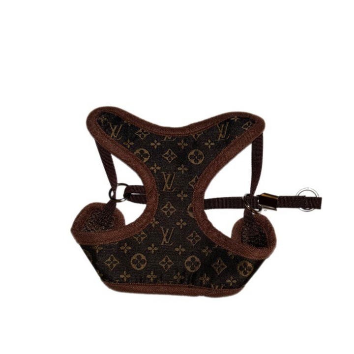 Front view of brown comfort fit dog harness & leash, showing adjustable straps and no-pull design.