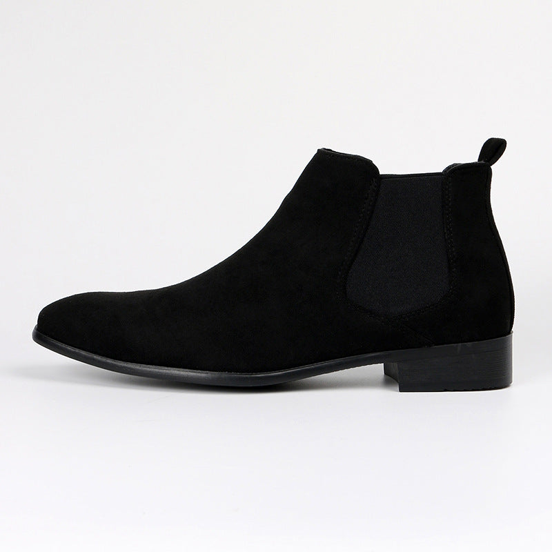 Elegant women's Chelsea boots, block heel design. Seamlessly transitions from office attire to casual outings.