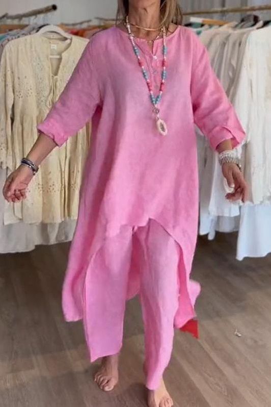 Easy-to-wear women's chic coordinated outfit set. A versatile matching ensemble for stylish women.