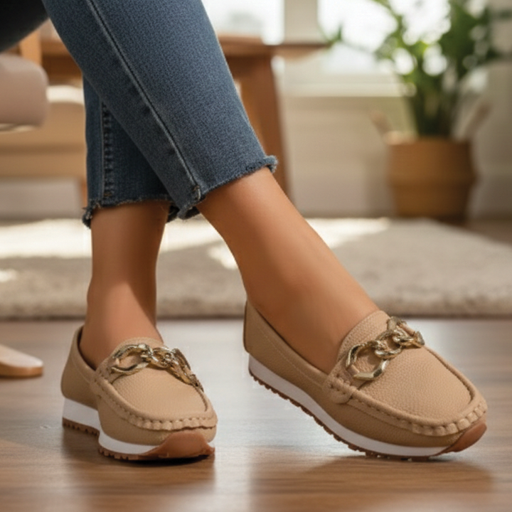 Chic women's flat buckle loafers, perfect for everyday comfort & casual office wear. Stylish slip-on shoes.