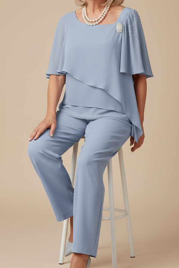 Chic women's two-piece skirt set for comfort & style. Perfect casual matching outfit for summer travel.