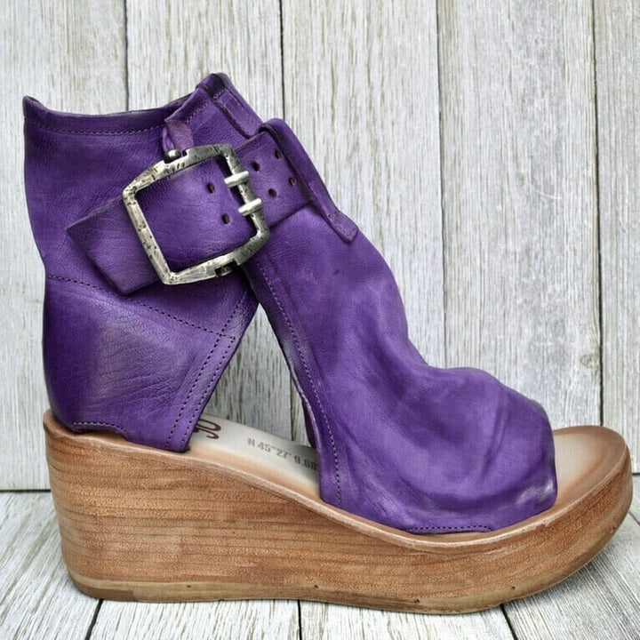 Fashionable women's boho wedge sandals, comfortable and casual summer footwear with a stylish buckle.