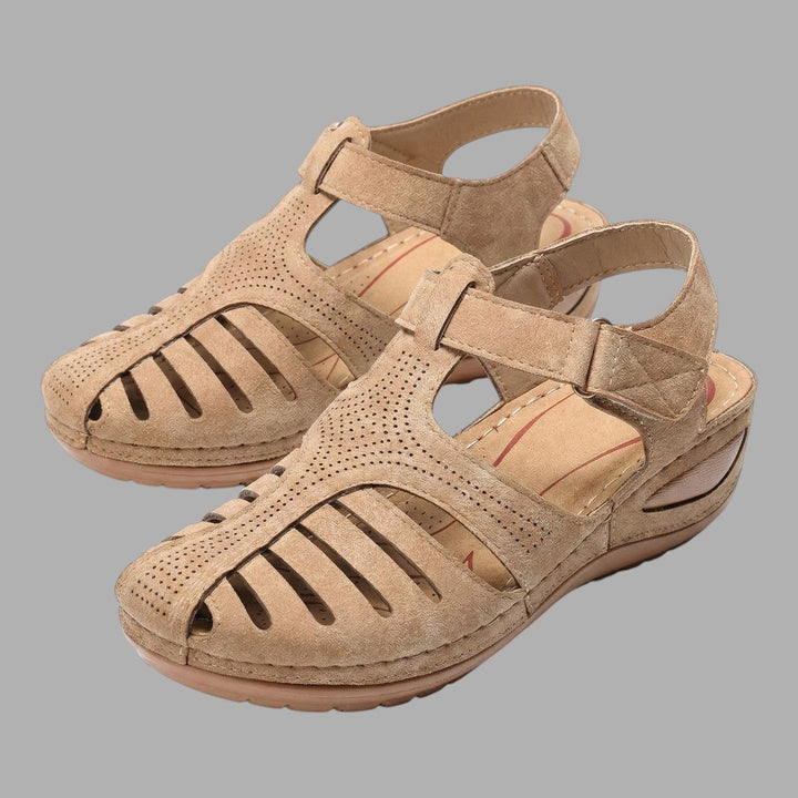 Everyday women's wedge sandals, featuring a comfortable and breathable design for casual summer footwear.