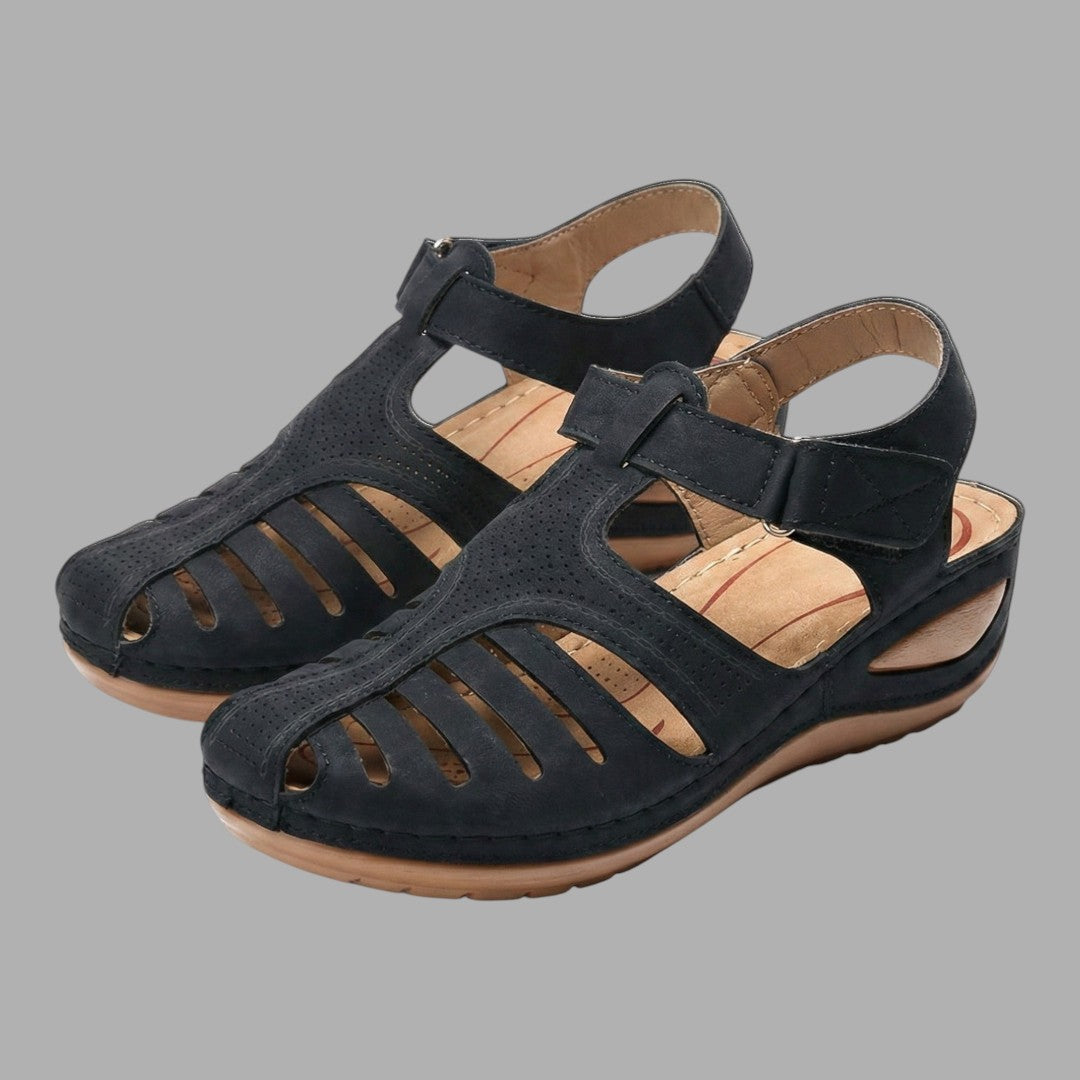 Casual women's open-toe wedge sandals with a comfortable and breathable design, perfect for summer.