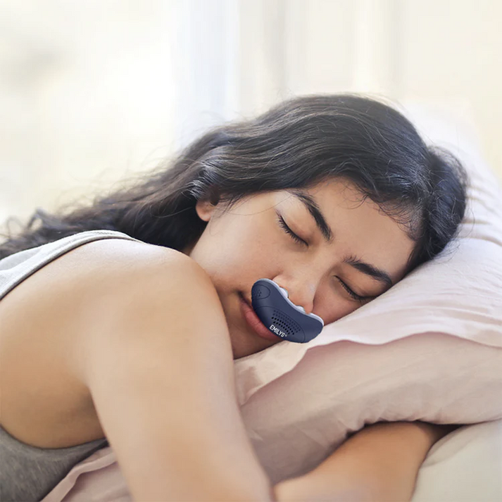 Ultra-compact micro CPAP machine for sleep apnea. Discreet, silent snoring relief & comfortable sleep aid.