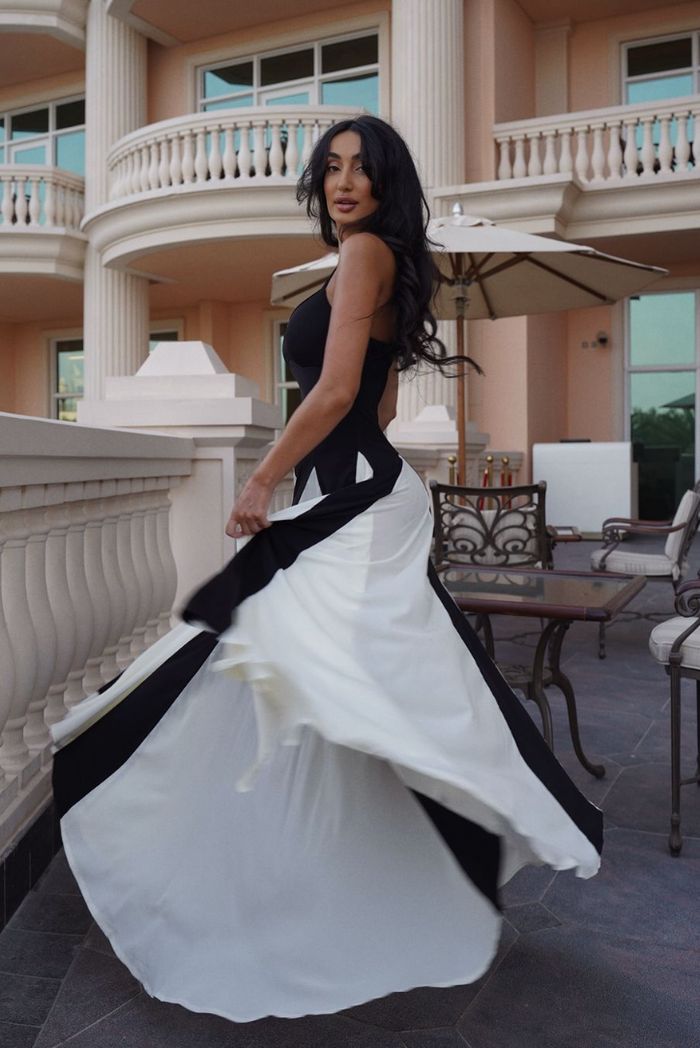 Stylish contrast maxi dress for women, suitable for wedding guests and evening events.