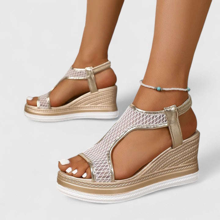 Women's elegant black open-toe orthopedic sandals, ideal for walking and summer comfort.