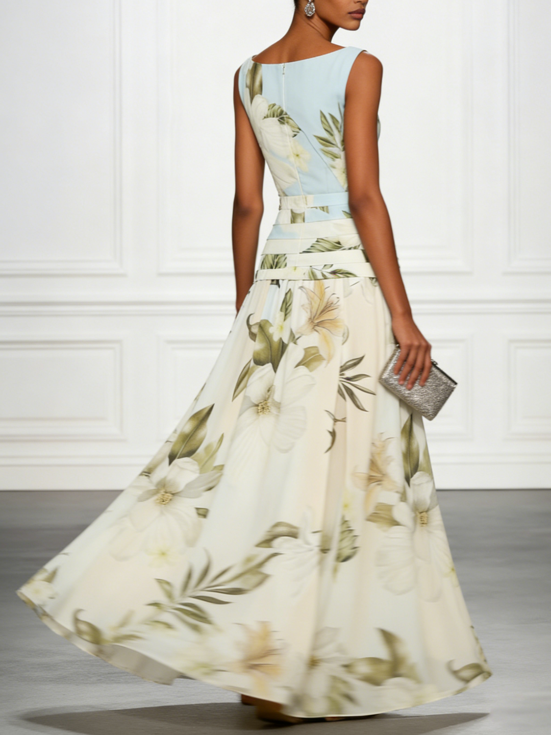 Women's boat neck A-line floral maxi dress, ideal for elegant summer parties.