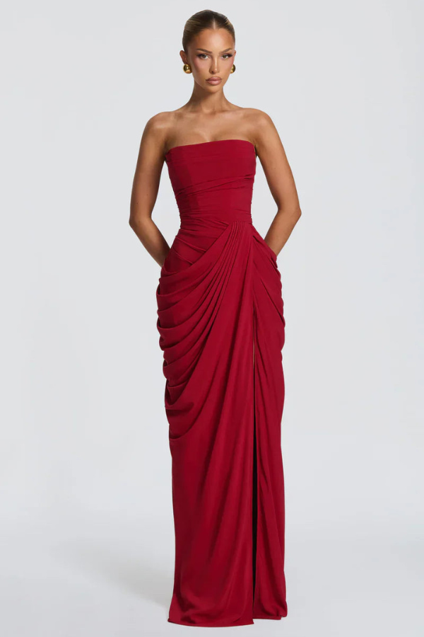 Women's elegant maxi party dress, stunning for formal events & special occasions.