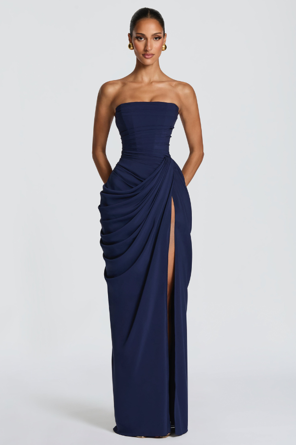 Chic maxi formal dress for women, embodying elegant fashion for evening events.