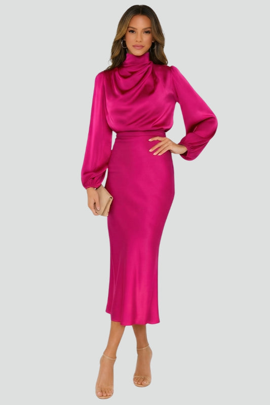 Fall/winter women's fashion: an elegant high neck long sleeve midi dress. Versatile style.