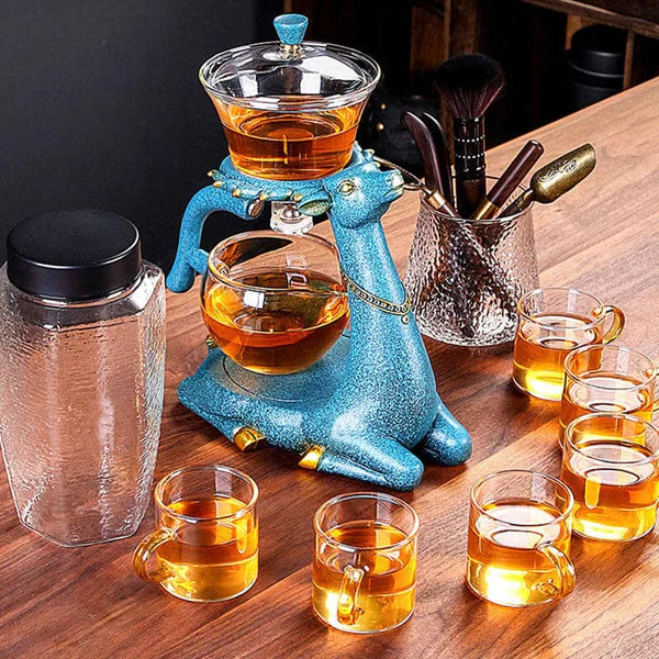 Glass magnetic automatic tea set, perfect for convenient and elegant tea brewing at home.
