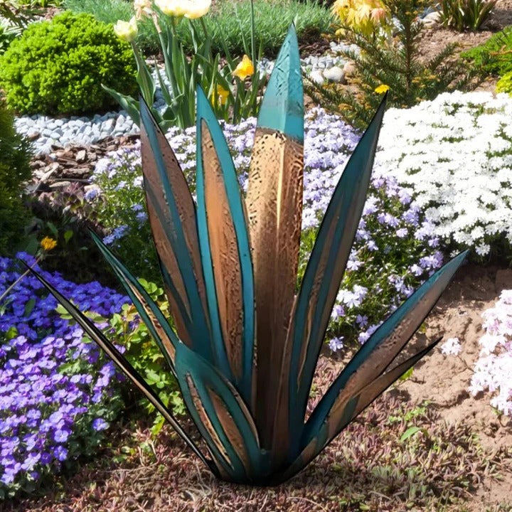 Elegant metal agave sculpture, perfect for garden, patio, or indoor rustic decor.
