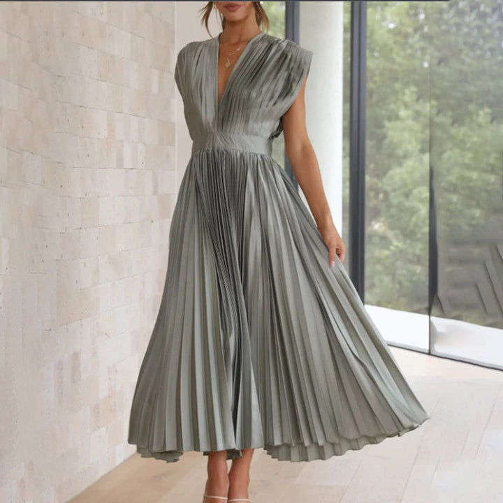 V-neck pleated midi wedding guest dress, elegant and comfortable women's fashion.