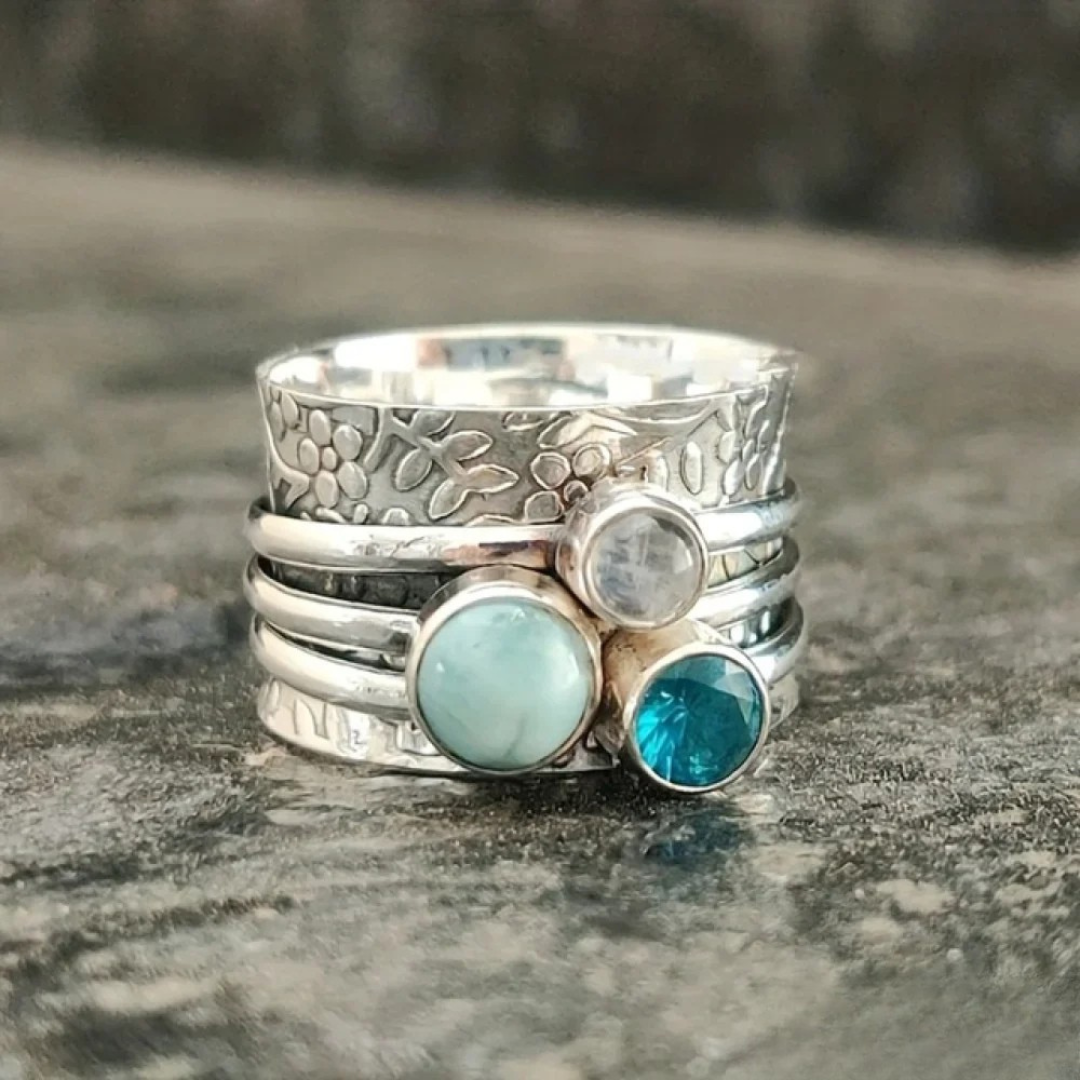 Elegant silver women's ring with timeless style, perfect for everyday wear or stacking. A minimalist fashion accessory.