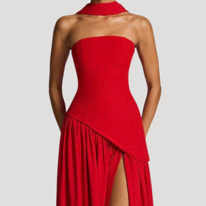 Strapless formal evening gown for women, a pleated maxi dress for gala events.