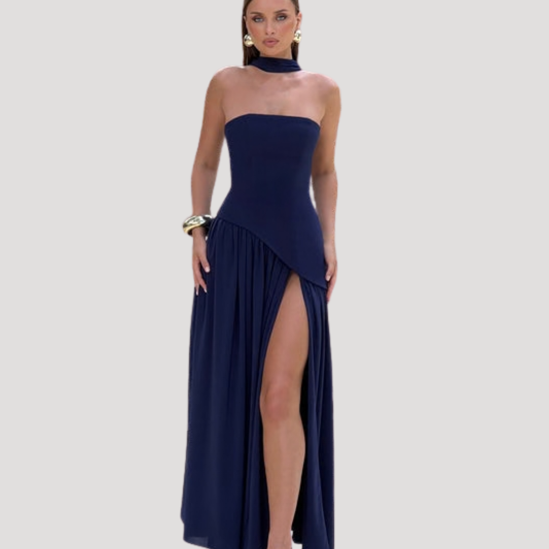 Sophisticated pleated strapless evening dress, a maxi gown for women's formal events.