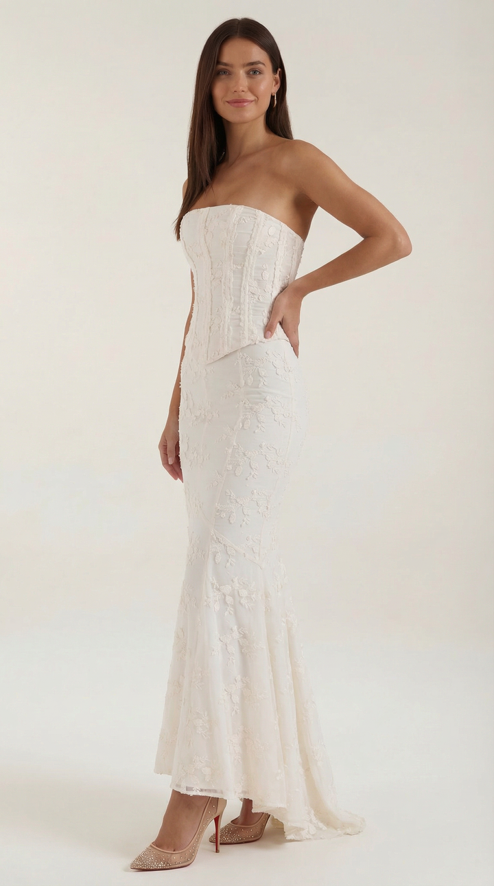 Women's strapless lace mermaid maxi dress, an elegant evening gown for wedding guests.
