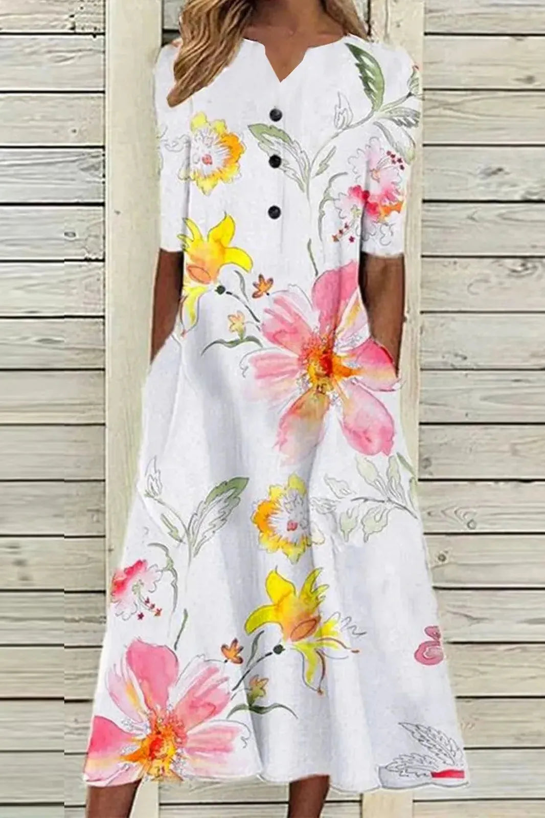 Stylish women's midi dress with belt, versatile for parties & events. Flattering design, easy to accessorize.