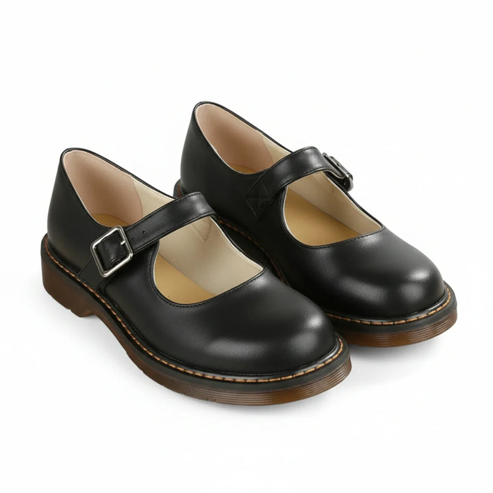 Classic women's platform Mary Jane footwear, blending vintage style with modern elegance and a comfortable round toe.