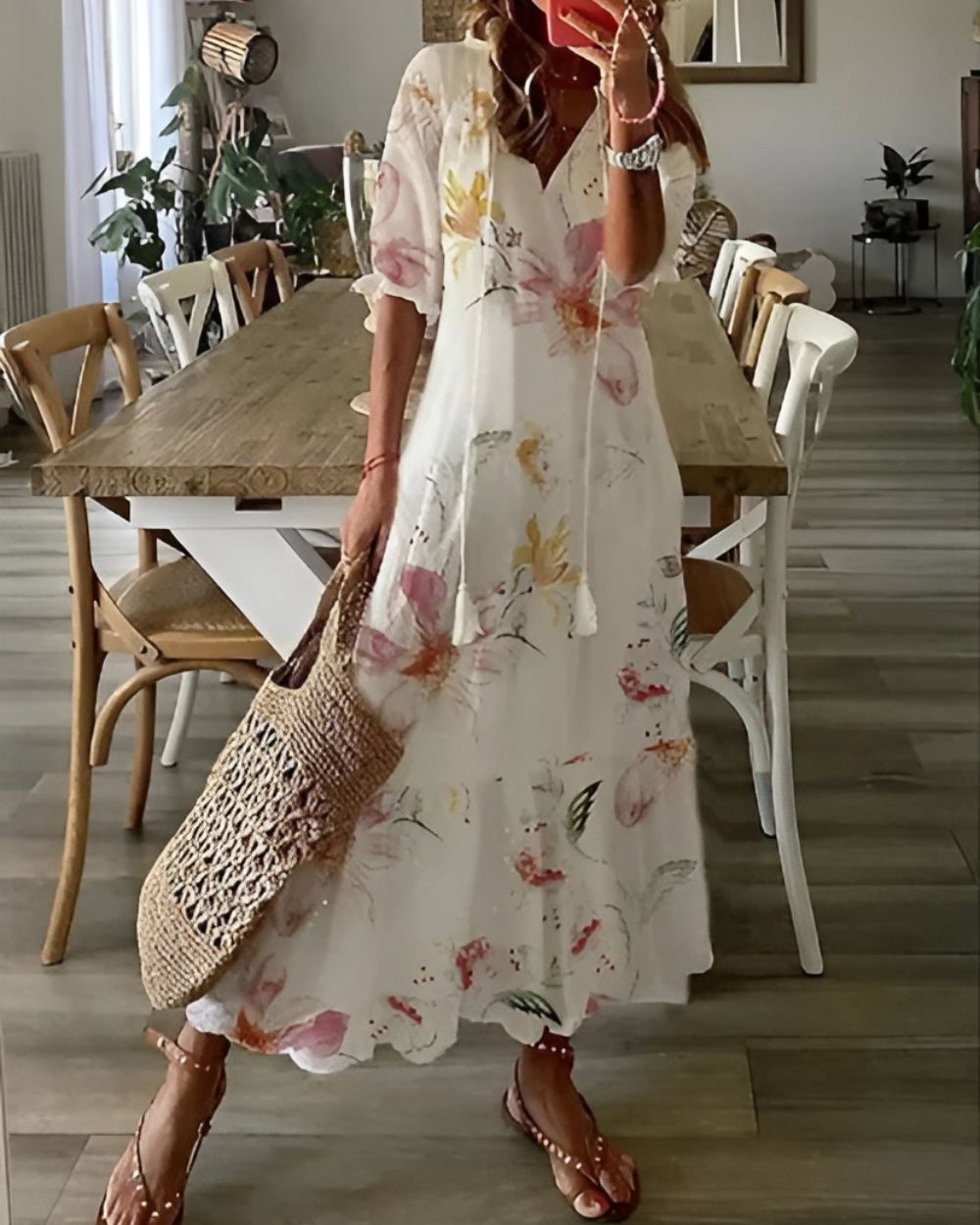 Casual long floral maxi dress for women, comfortable & flowy bohemian style. Great for summer.