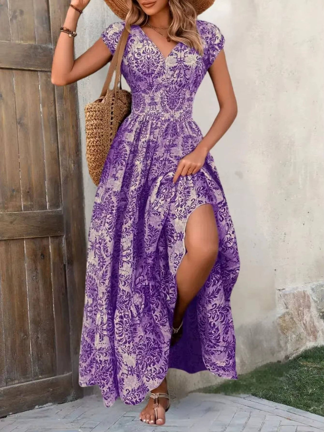 Chic Women's Boho V-Neck Maxi Dress with a flowy silhouette. Perfect elegant long summer style.