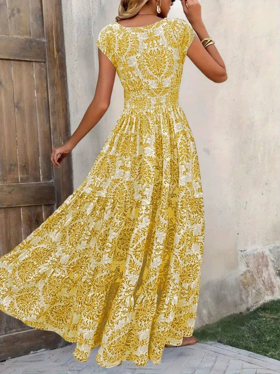 Comfortable & elegant Women's Boho V-Neck Maxi Dress. Flowy long style, perfect for summer days.