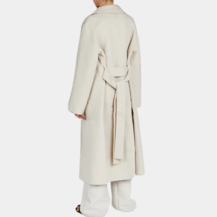 Chic women's black long trenchcoat with a versatile design & belted waist, an essential piece for spring & fall.