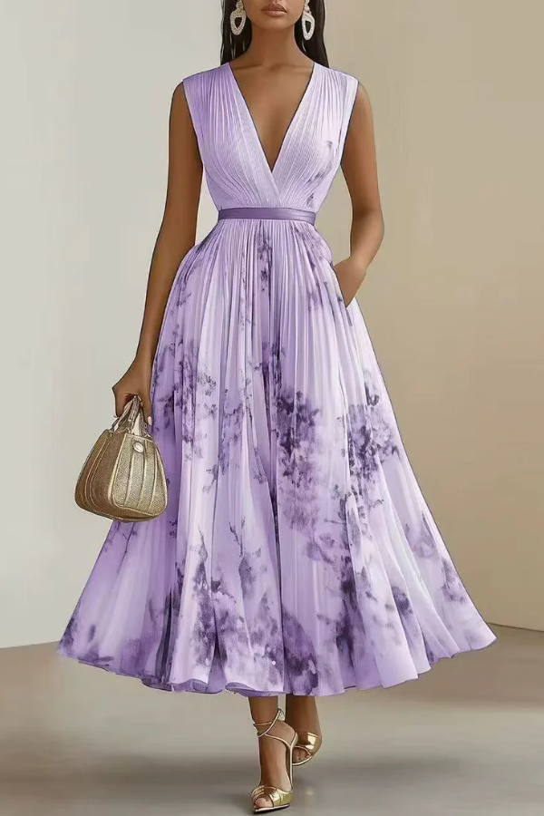 Beautiful floral print maxi dress for women, featuring long sleeves & a flattering V-neck, elegant spring fashion.