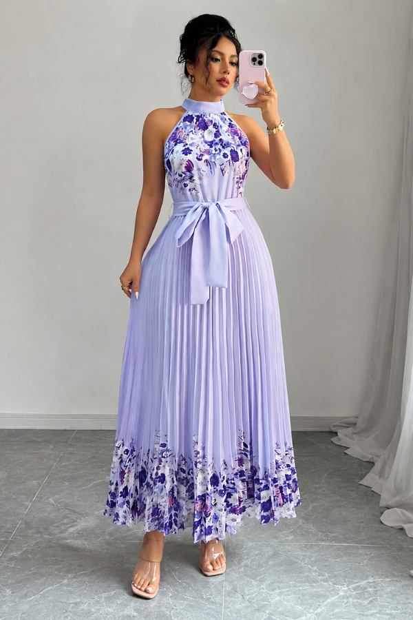 Spring fashion women's pleated midi dress with a charming floral print and comfortable square neckline.