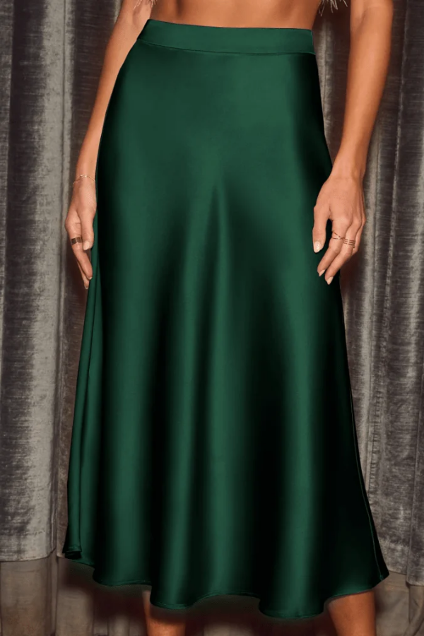Versatile women's midi skirt, A-line flowy design. Ideal for office, casual, or evening wear.