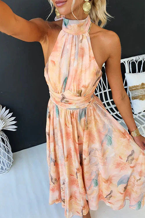 Chic women's wedding guest dress: sleeveless halter maxi design. Elegant formal wear, perfect for special occasions.