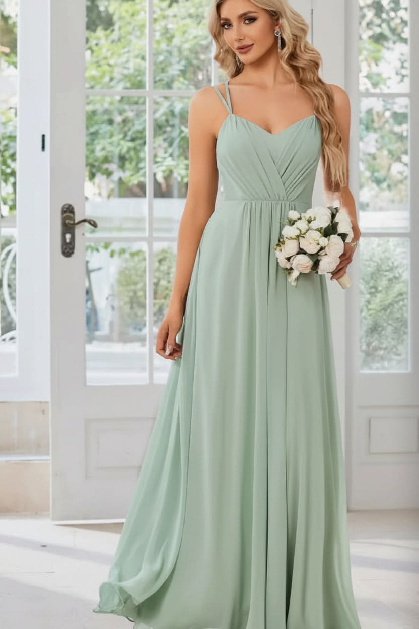 Chic women's halter neck maxi dress, featuring a keyhole design. Versatile for formal and evening events.