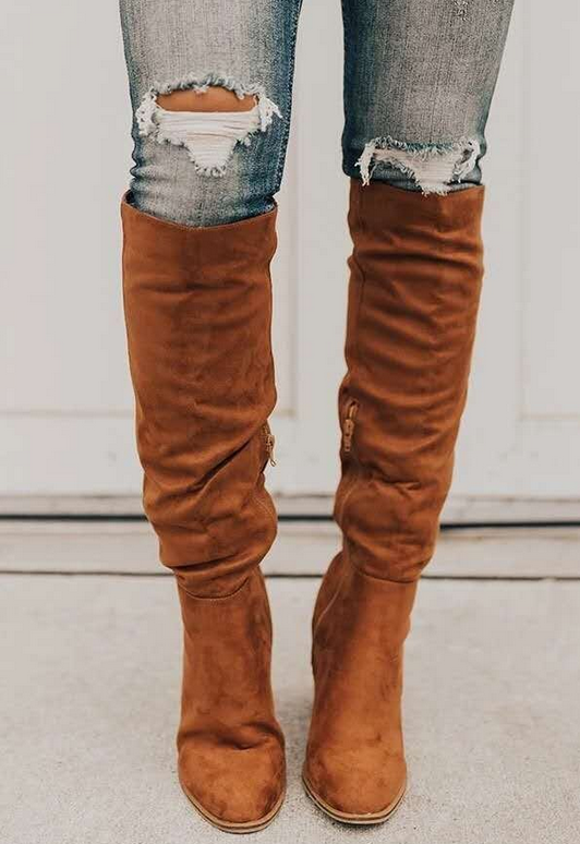 Versatile women's slip-on long boots, featuring a comfortable block heel for everyday fall fashion.
