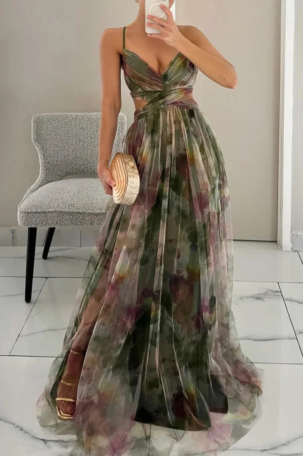 Textured women's elegant maxi dress with flowy layers, a comfortable sleeveless summer dress for any occasion.