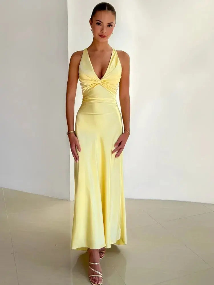 Halter neck open back elegant maxi dress for women, a stylish choice for parties & special events.