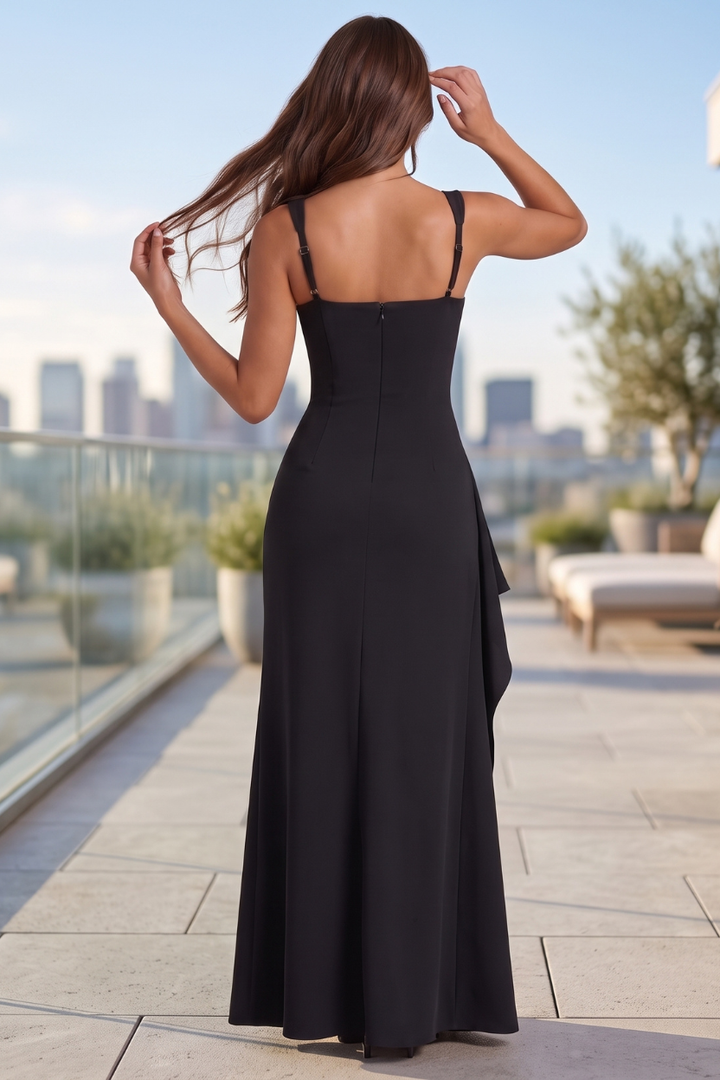 Graceful women's formal maxi dress featuring a high side slit & elegant silhouette, suitable for any grand occasion.